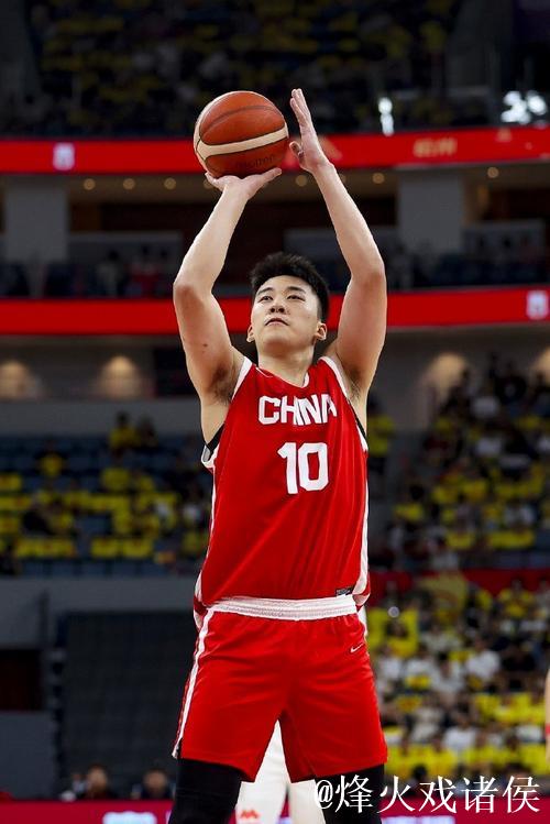 王俊杰砍下16分亮眼表现 中国男篮力克委内瑞拉 王俊杰砍下16分亮眼表现 中国男篮力克委内瑞拉